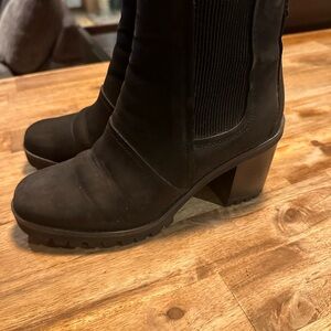 Ugg ankle boot-black